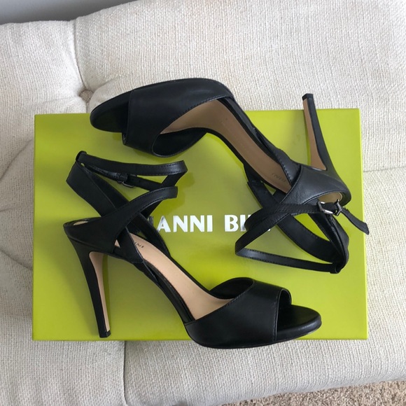 Gianni Bini Sessily Heels - Picture 5 of 8